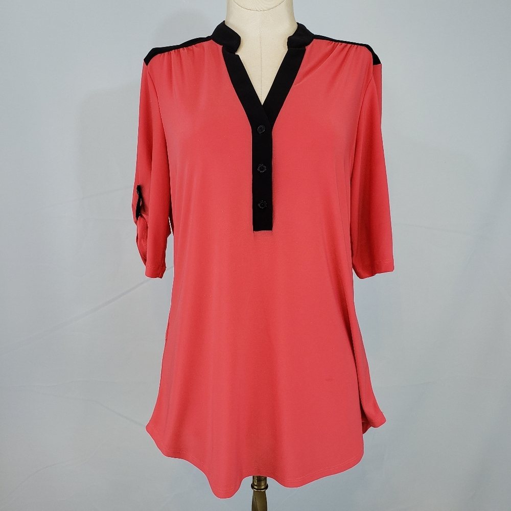 Per Seption short sleeved blouse size Medium
